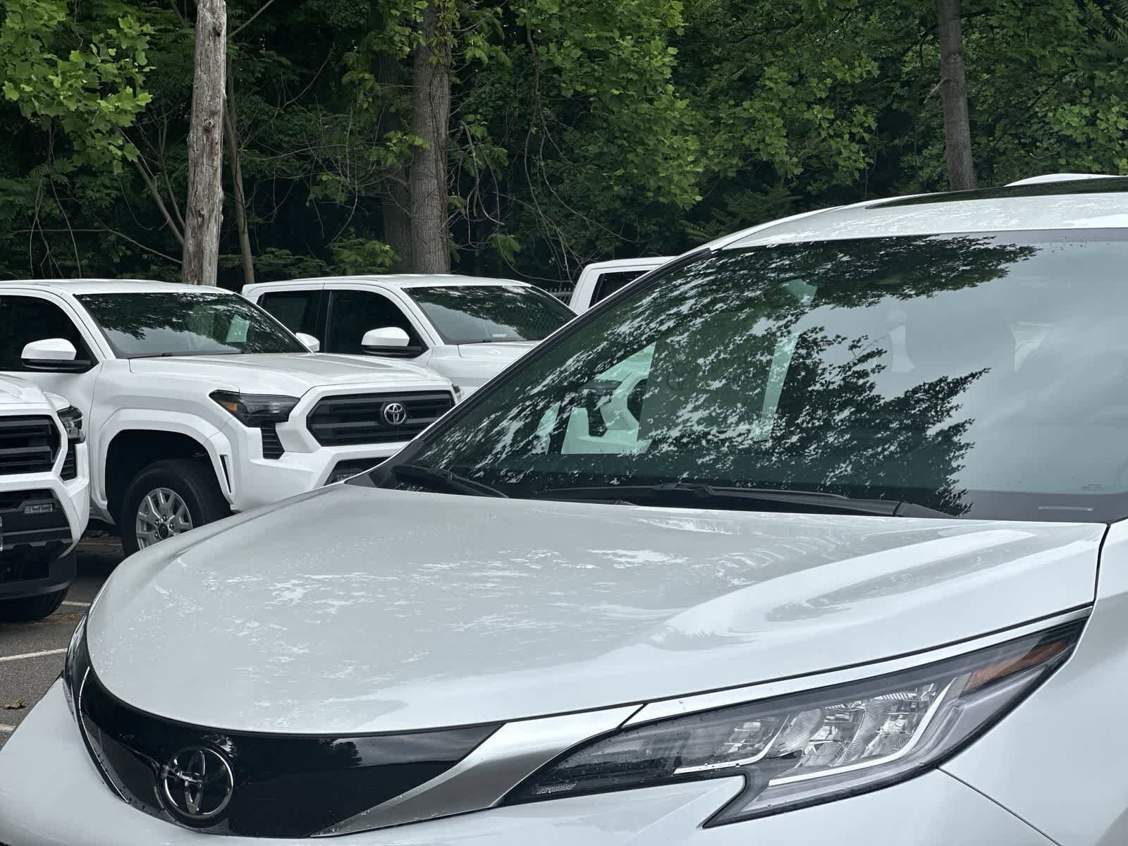 Thumbnail: 2026 Toyota Sienna - 12