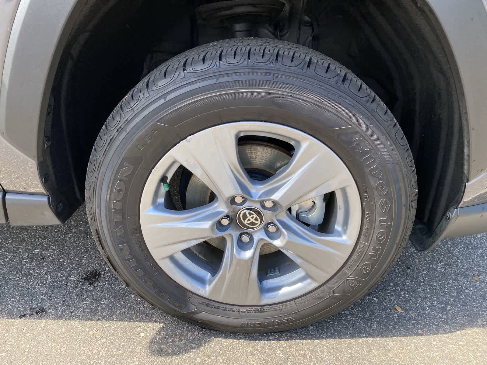 Thumbnail: 2025 Toyota RAV4 - 17