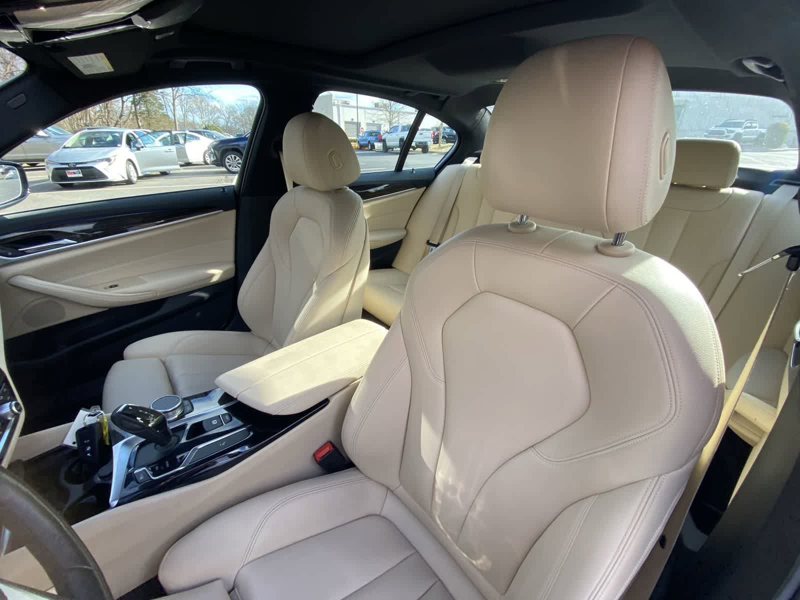 Thumbnail: 2020 BMW 5 Series - 24