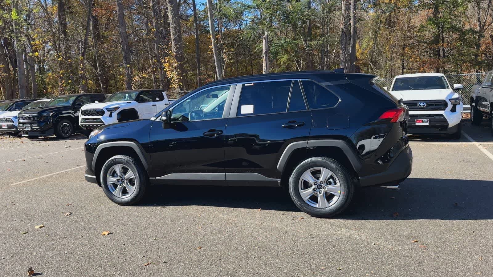 Thumbnail: 2025 Toyota RAV4 - 6