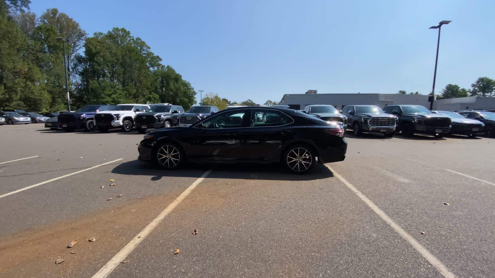 Thumbnail: 2023 Toyota Camry - 7