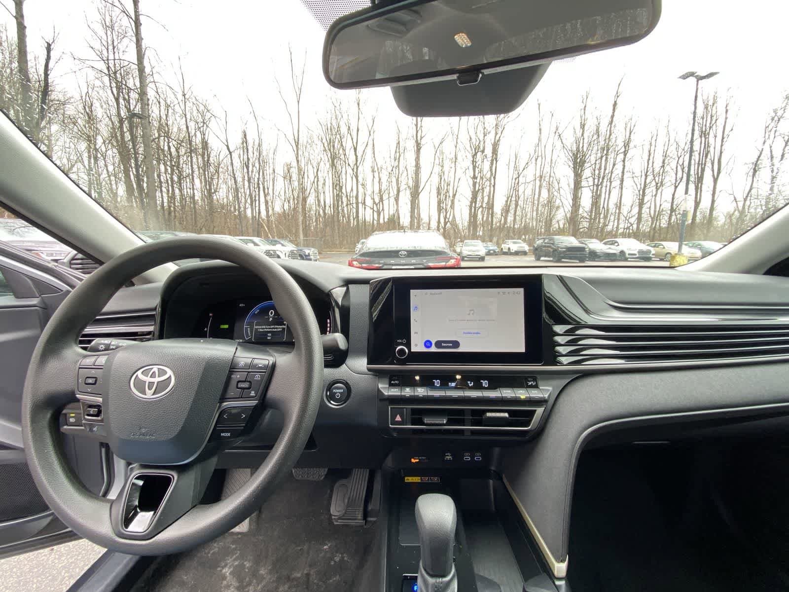 Thumbnail: 2025 Toyota Camry - 23