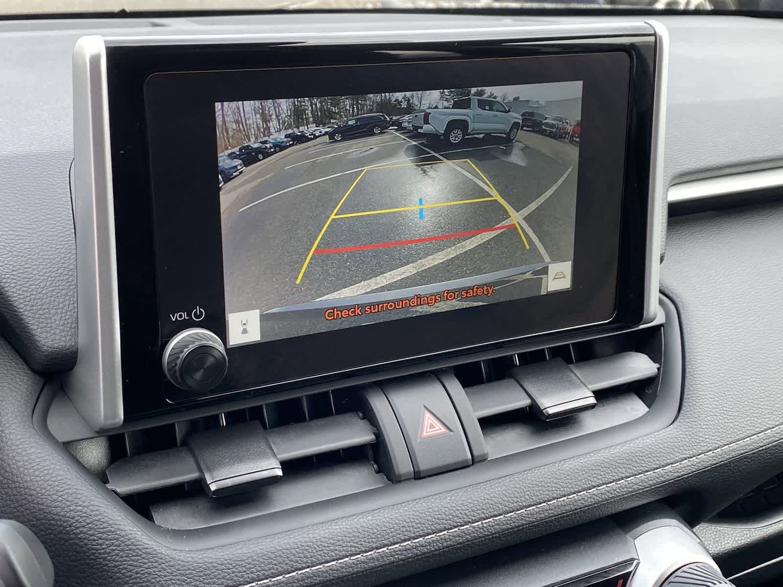 Thumbnail: 2025 Toyota RAV4 - 28