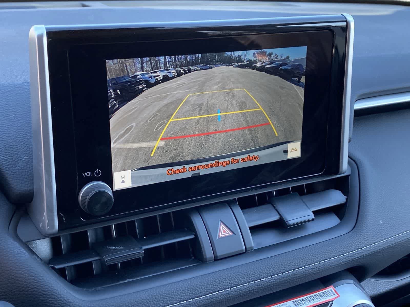 Thumbnail: 2025 Toyota RAV4 - 32