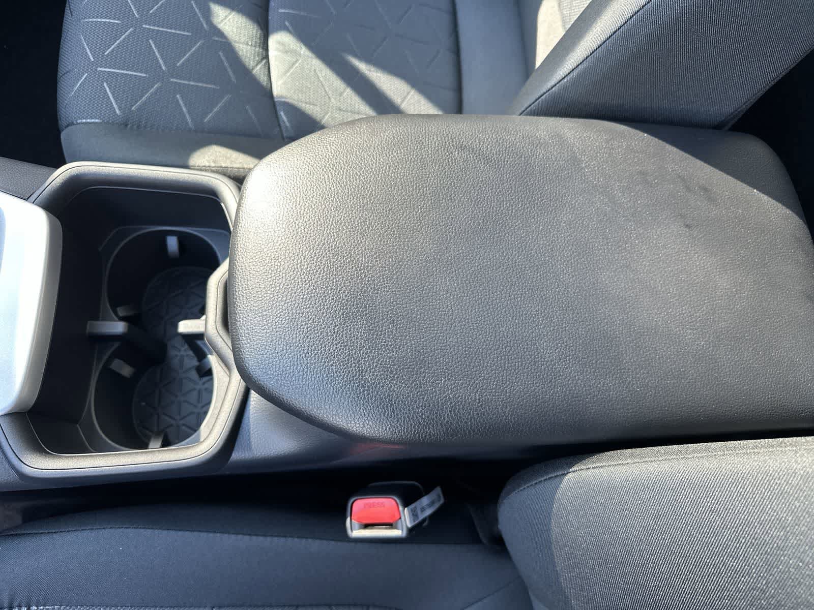 Thumbnail: 2025 Toyota RAV4 - 24