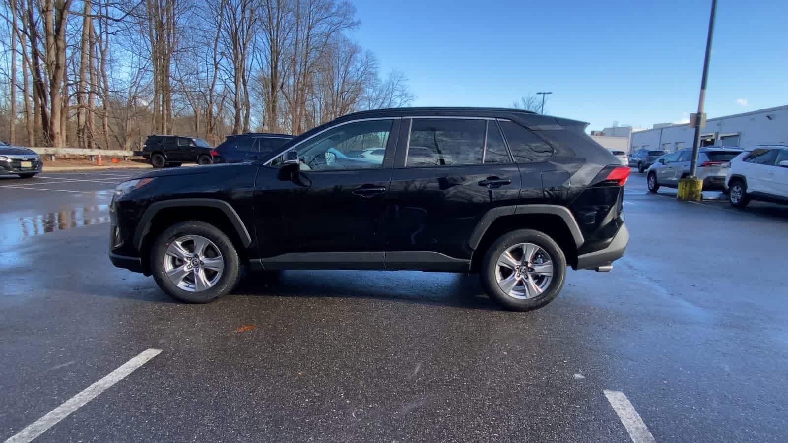 Thumbnail: 2024 Toyota RAV4 - 12