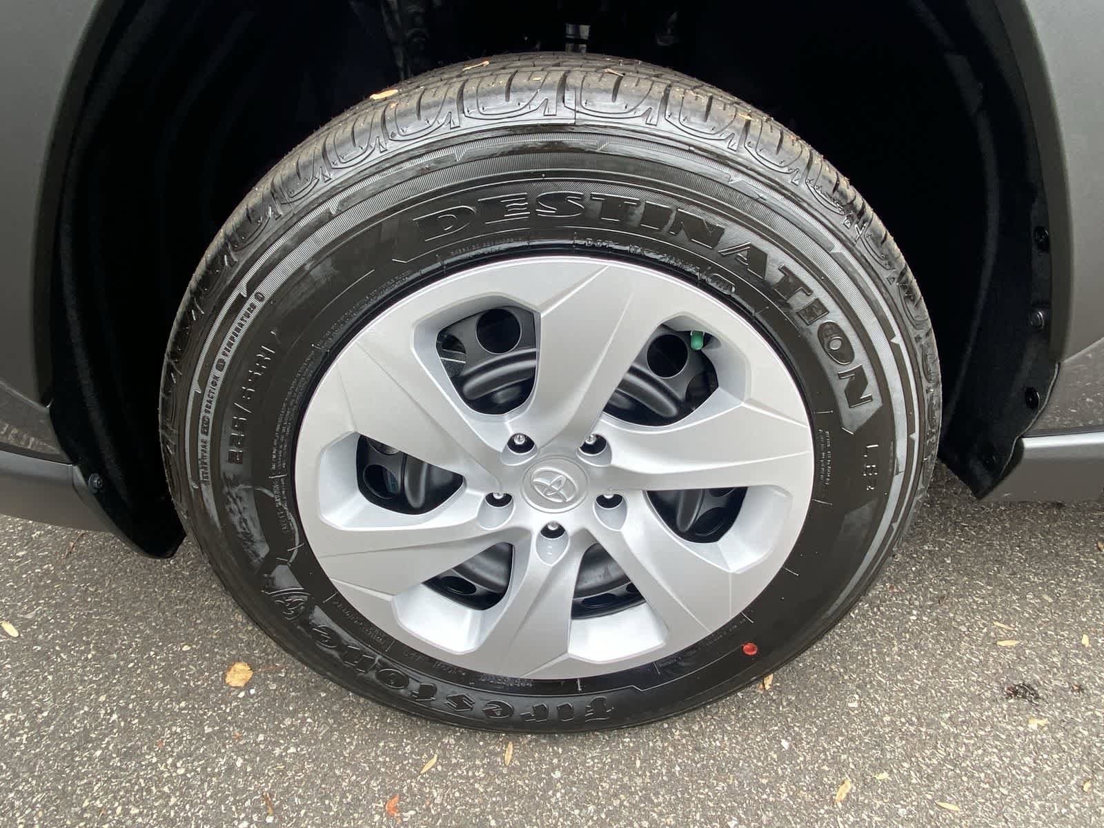 Thumbnail: 2025 Toyota RAV4 - 17