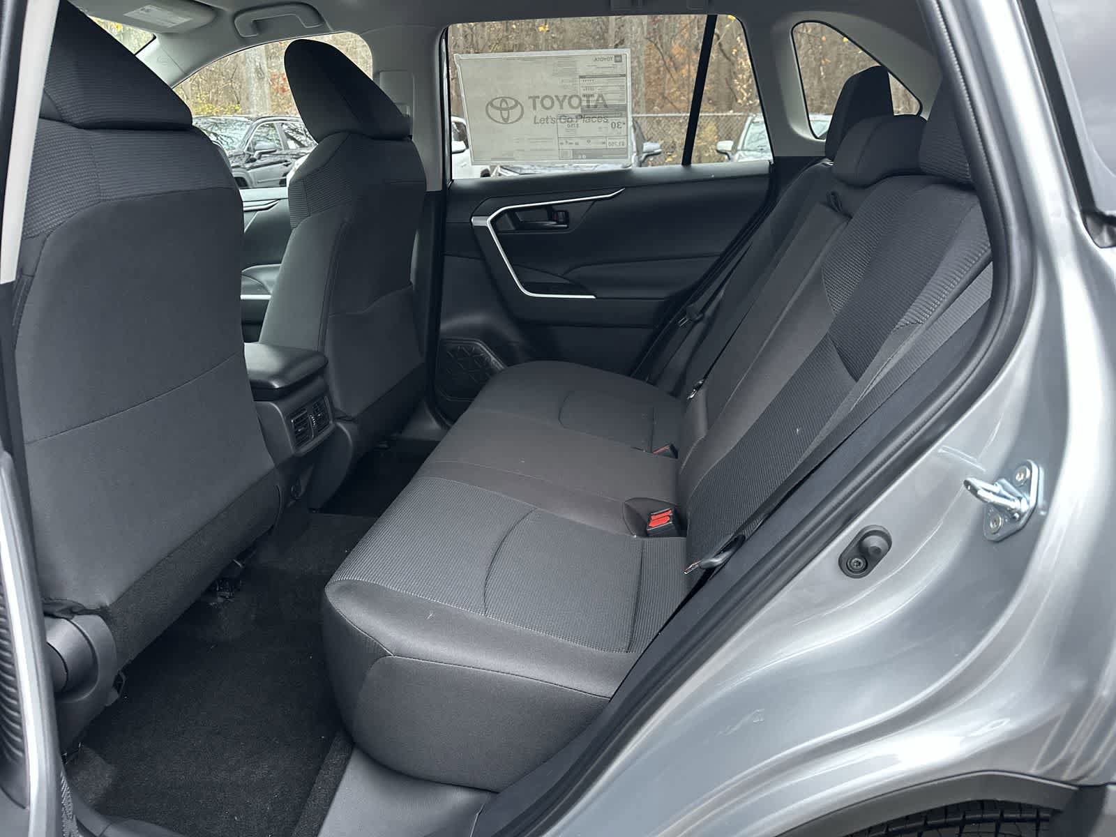 Thumbnail: 2025 Toyota RAV4 - 24