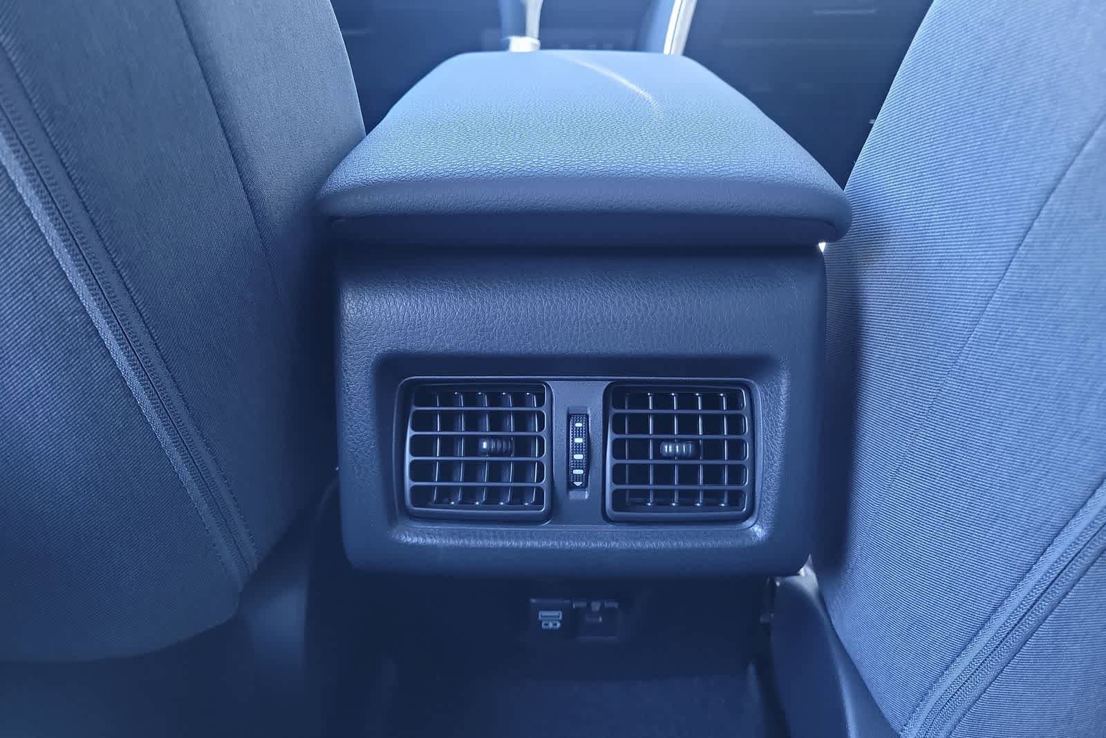 Thumbnail: 2025 Toyota Camry - 29