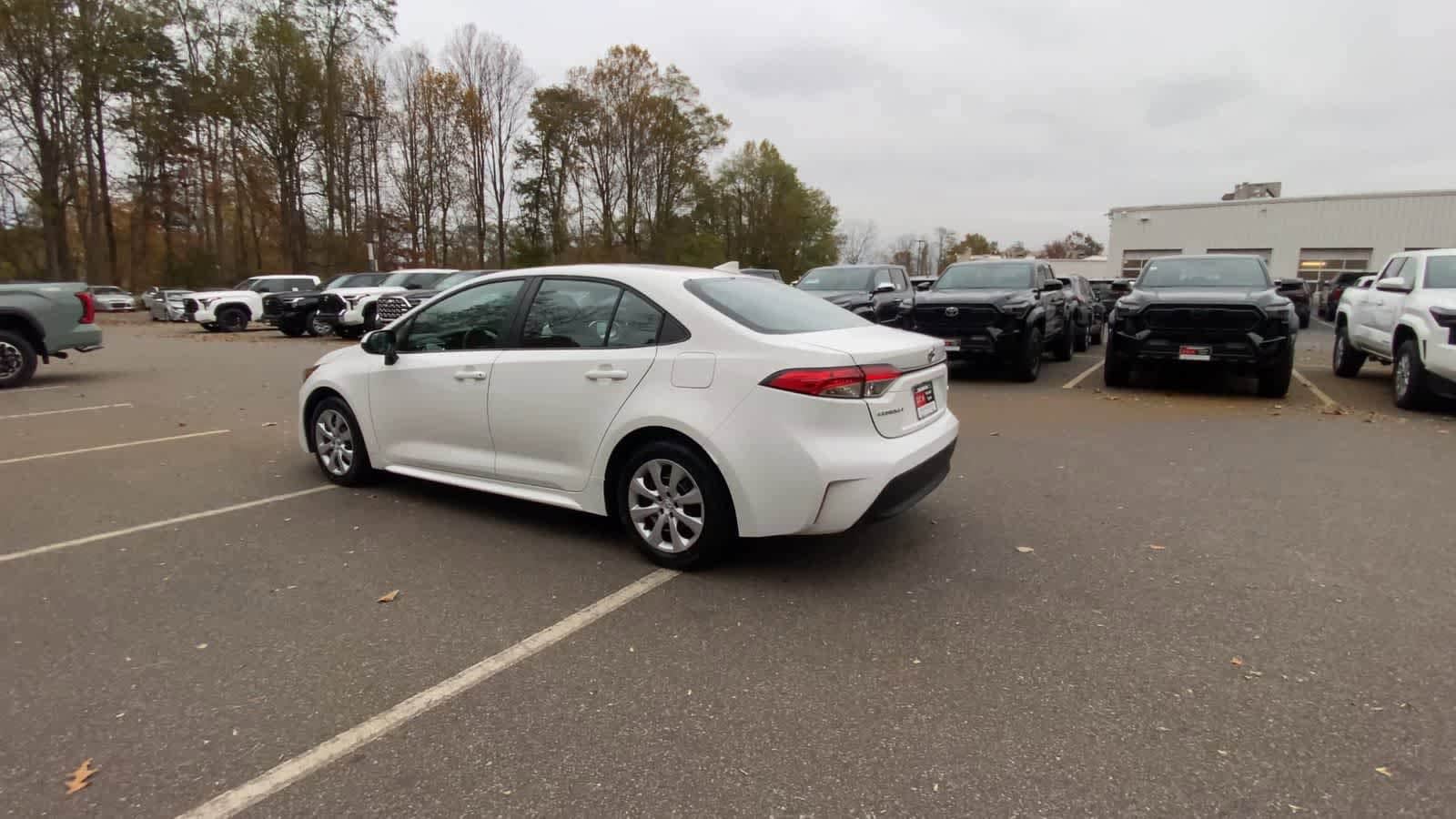 Thumbnail: 2024 Toyota Corolla - 15