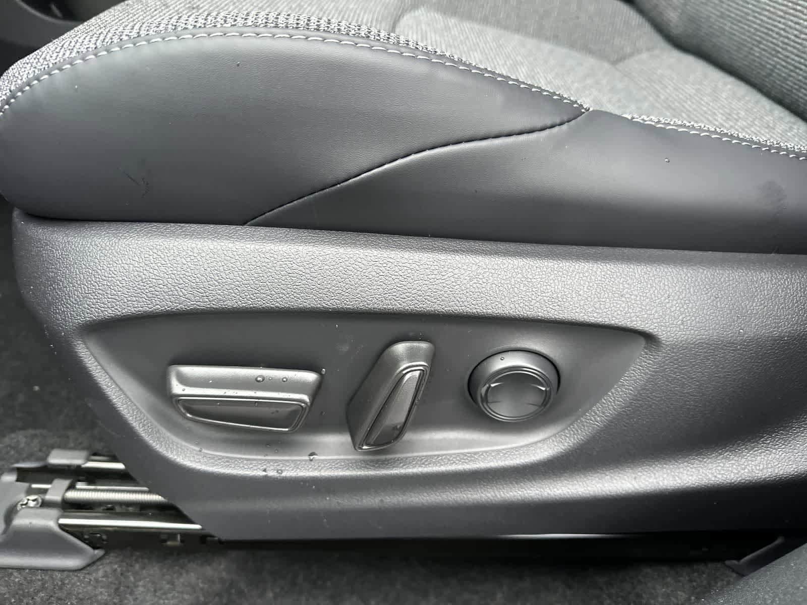 Thumbnail: 2026 Toyota bZ - 29