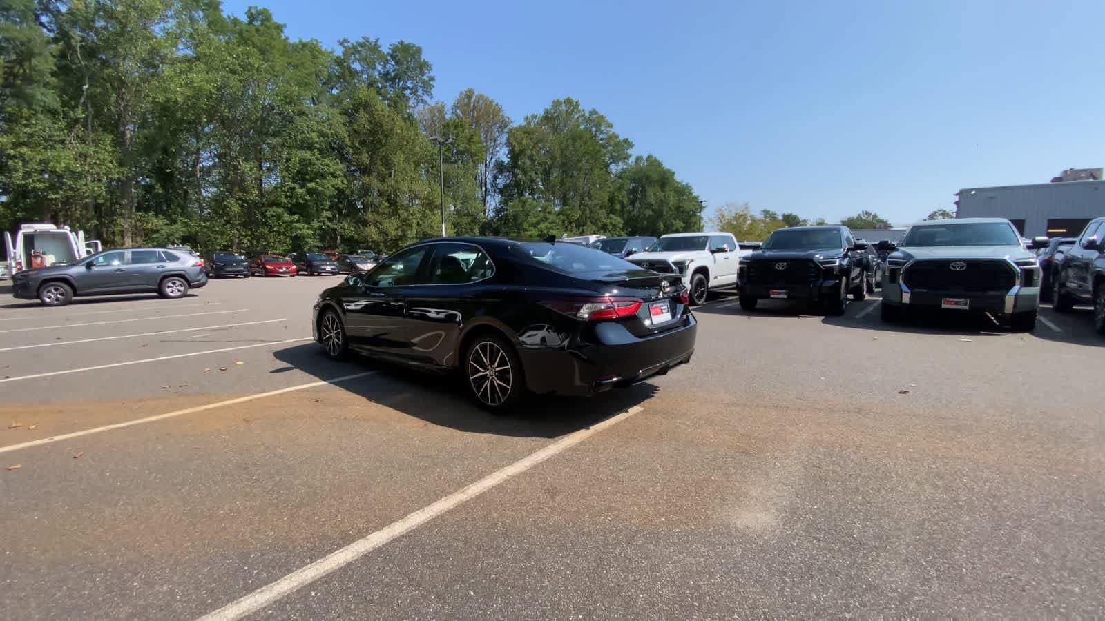 Thumbnail: 2023 Toyota Camry - 8