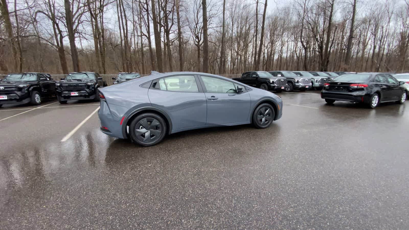 Thumbnail: 2025 Toyota Prius - 4