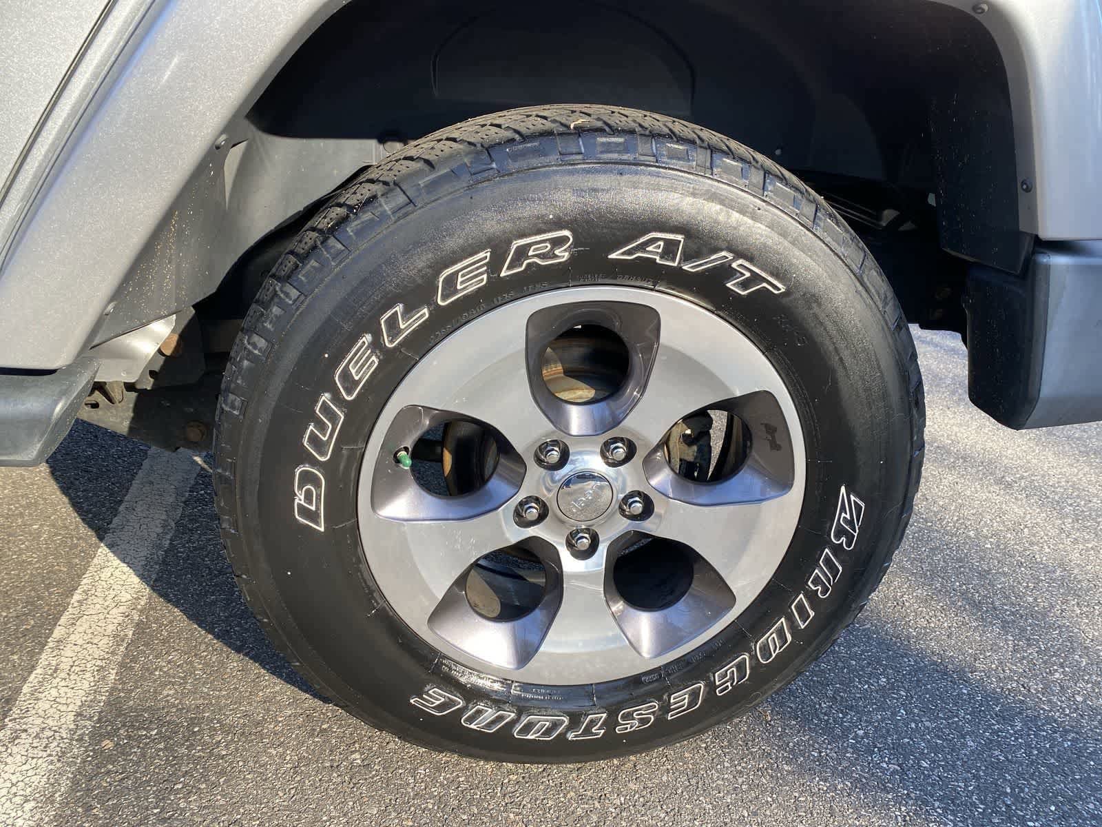 Thumbnail: 2016 Jeep Wrangler - 34