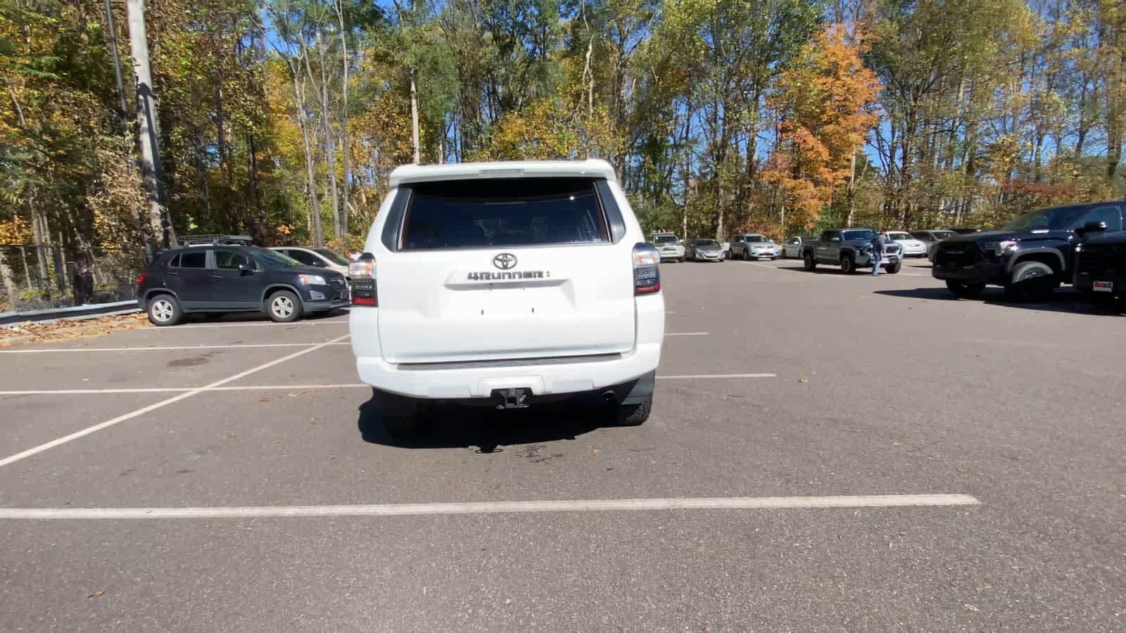 Thumbnail: 2020 Toyota 4Runner - 7