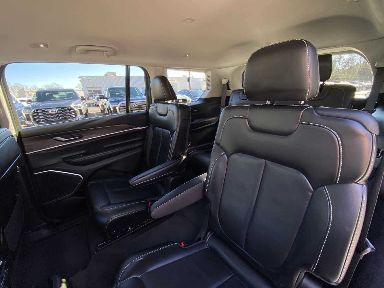 Thumbnail: 2021 Jeep Grand Cherokee L - 31