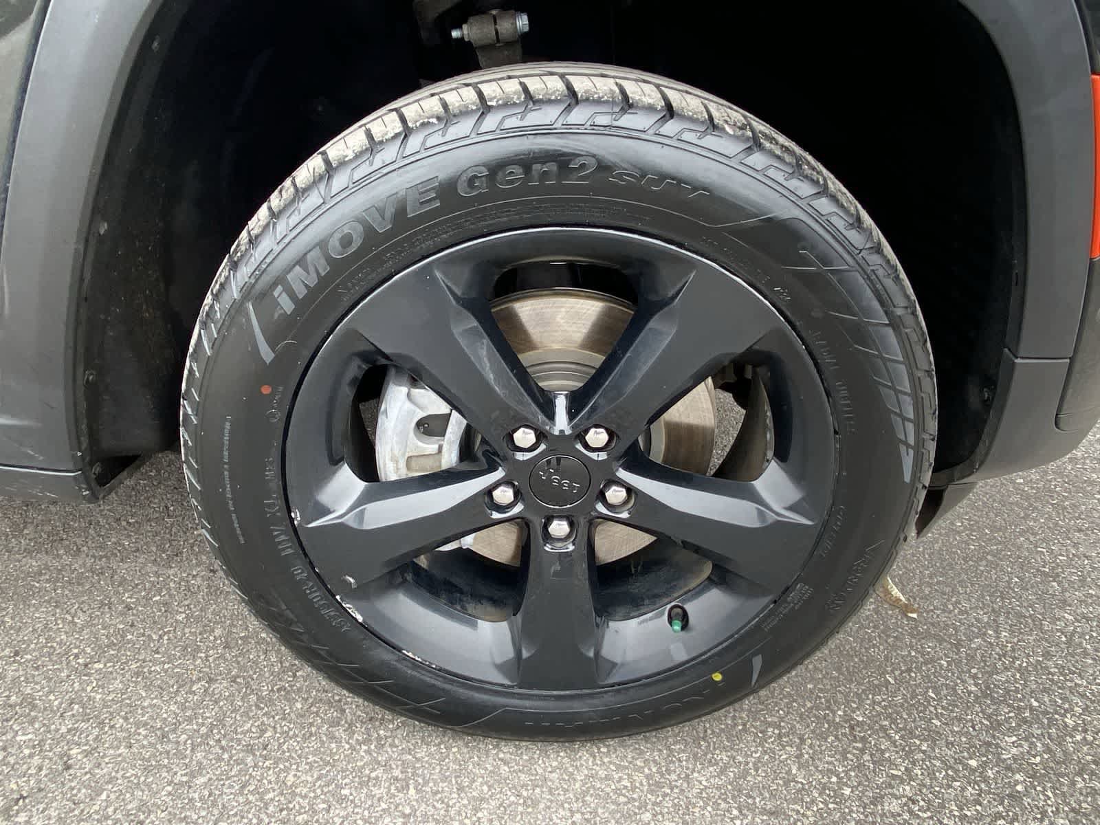 Thumbnail: 2022 Jeep Grand Cherokee - 17