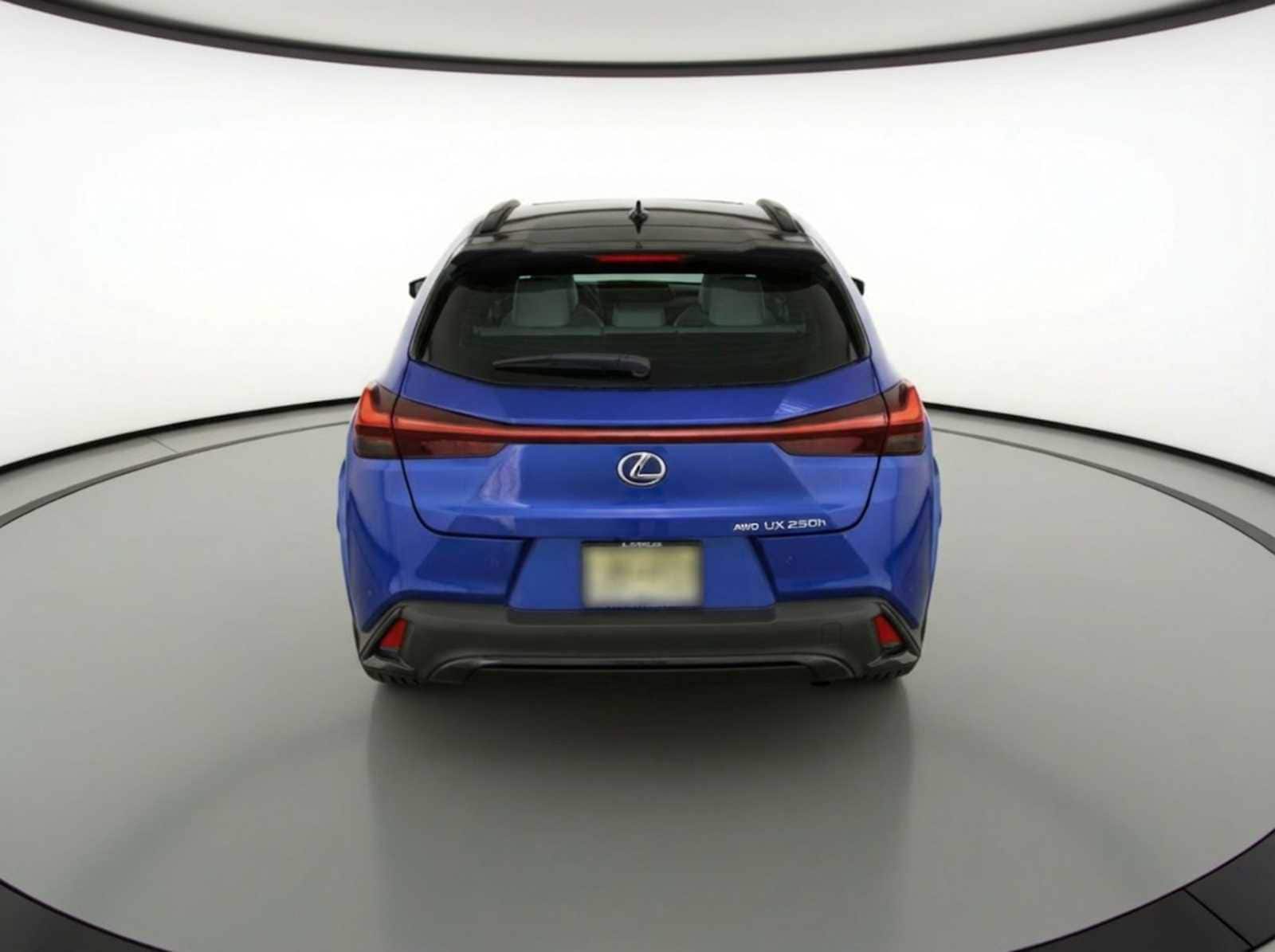 Thumbnail: 2023 Lexus UX - 4