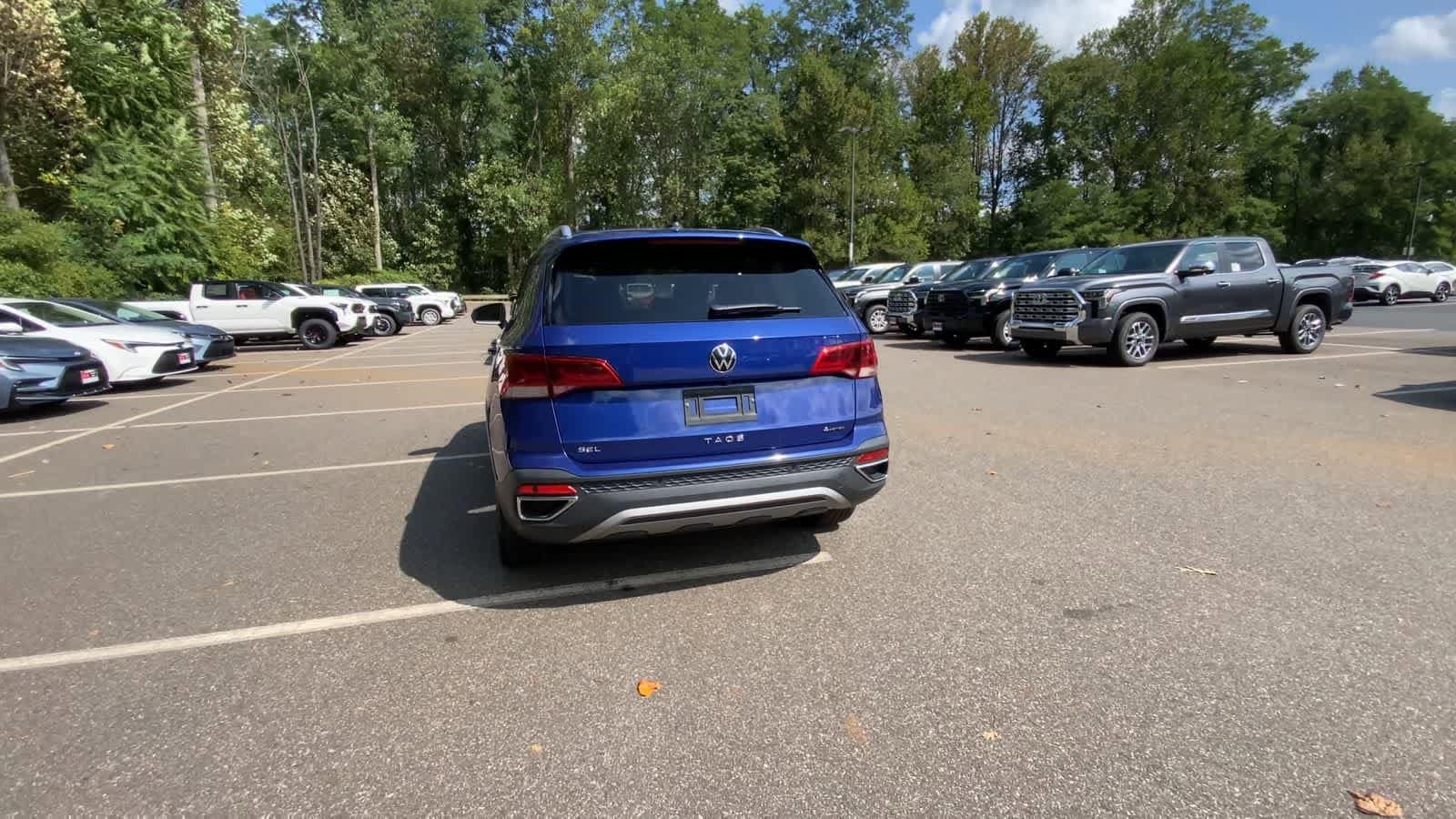 Thumbnail: 2022 Volkswagen Taos - 7