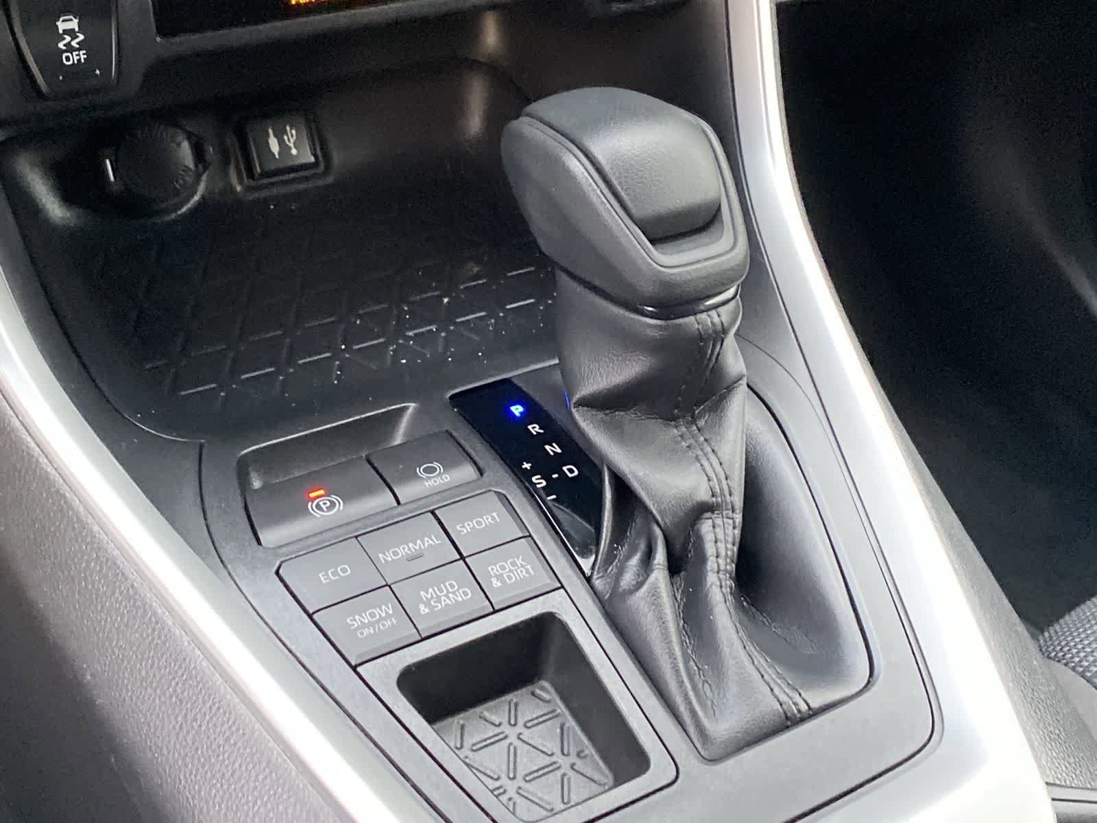 Thumbnail: 2019 Toyota RAV4 - 34