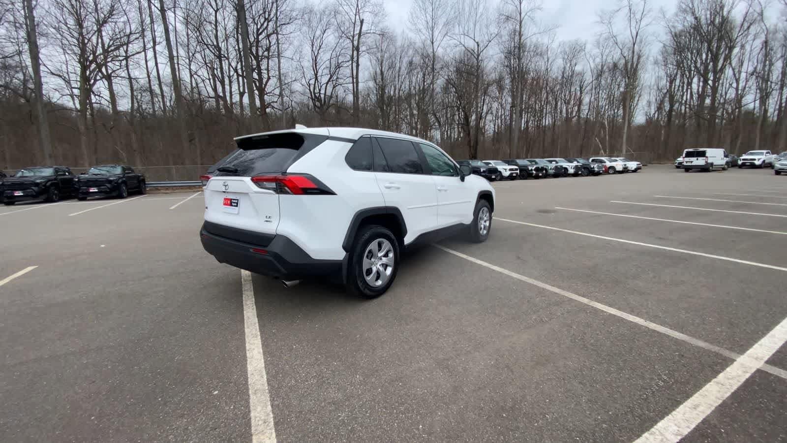 Thumbnail: 2023 Toyota RAV4 - 8