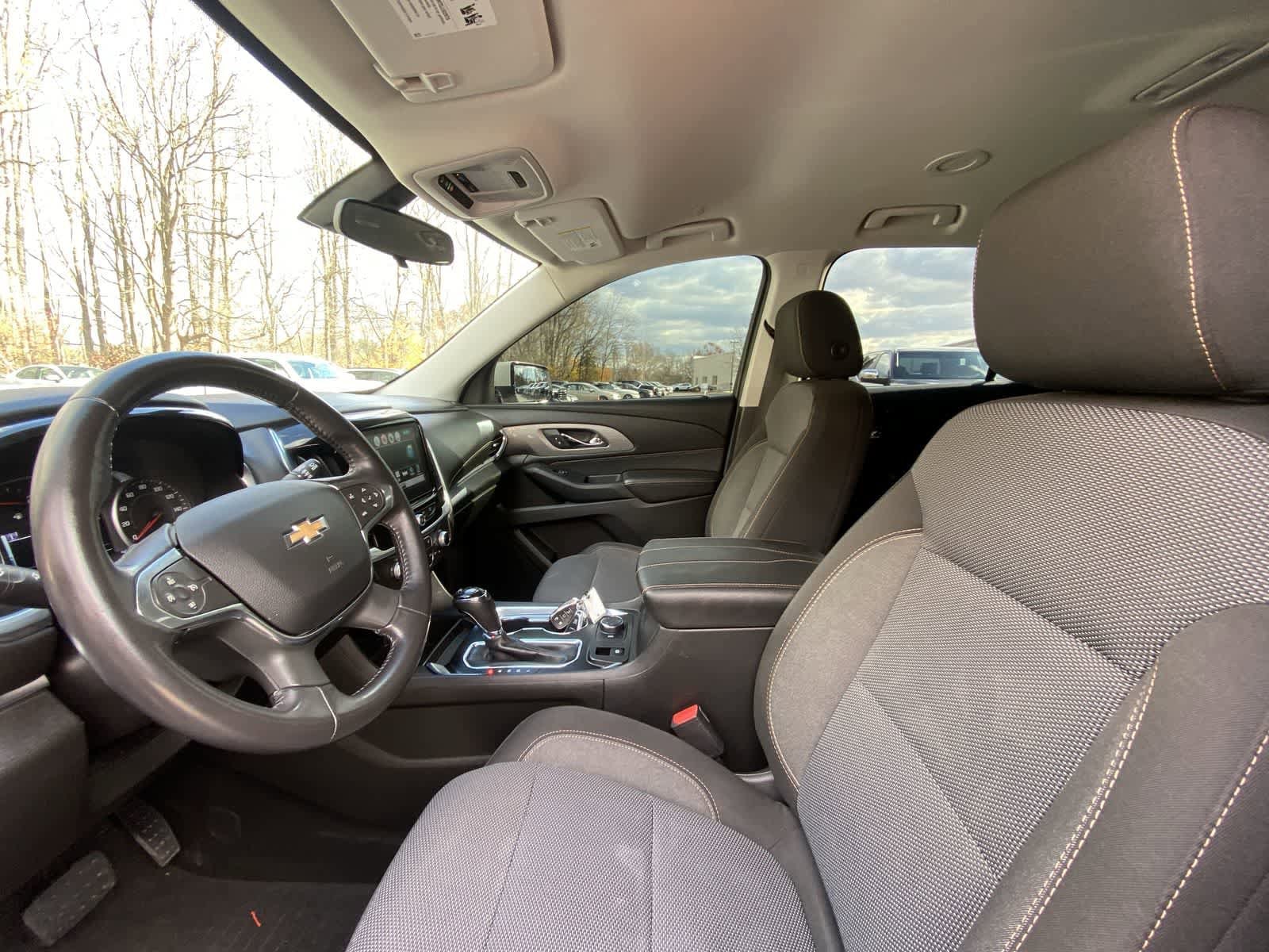 Thumbnail: 2018 Chevrolet Traverse - 22