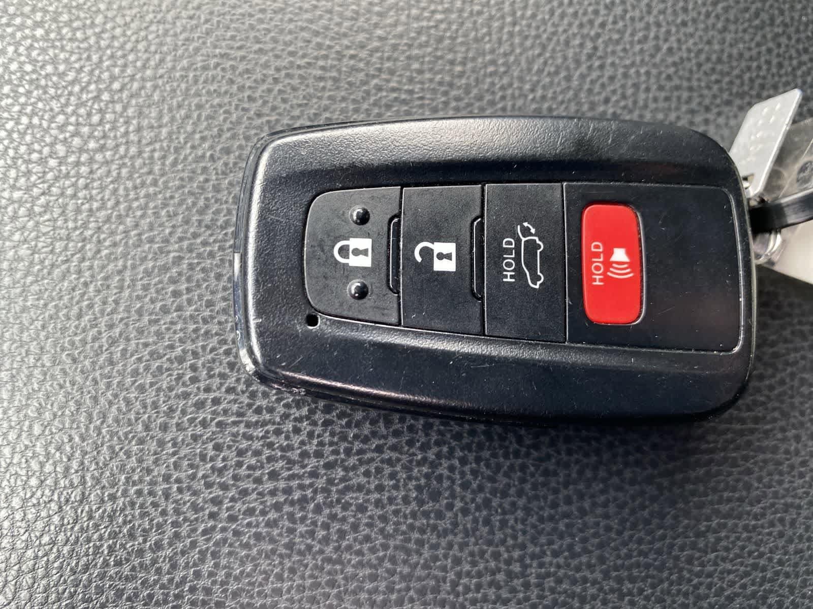 Thumbnail: 2025 Toyota RAV4 - 35