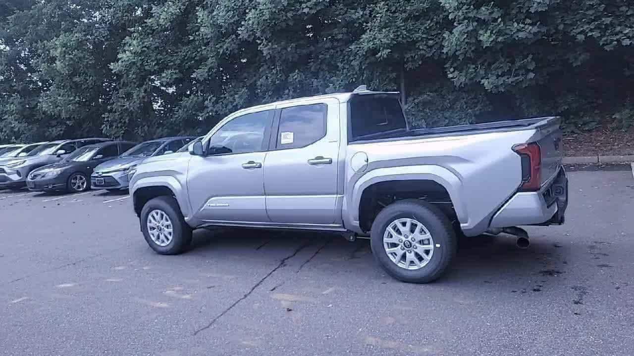 Thumbnail: 2025 Toyota Tacoma - 6