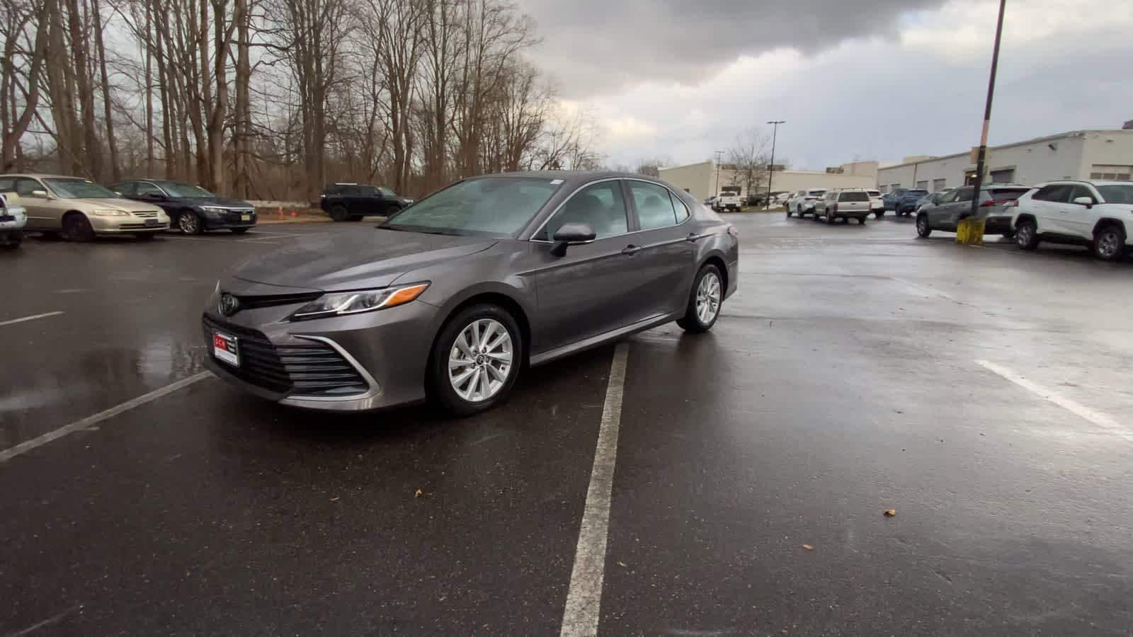 Thumbnail: 2024 Toyota Camry - 10