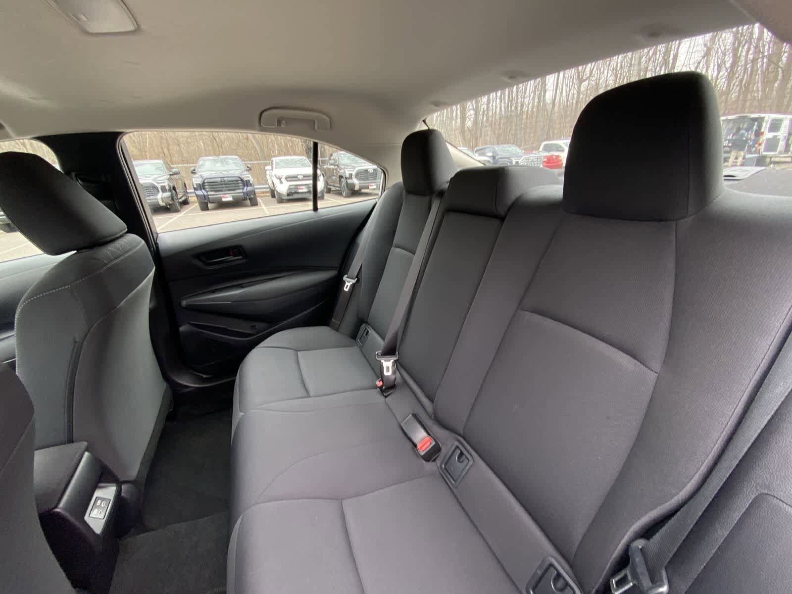 Thumbnail: 2025 Toyota Corolla - 26