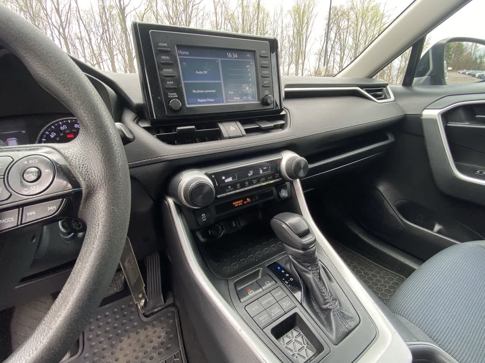Thumbnail: 2019 Toyota RAV4 - 19