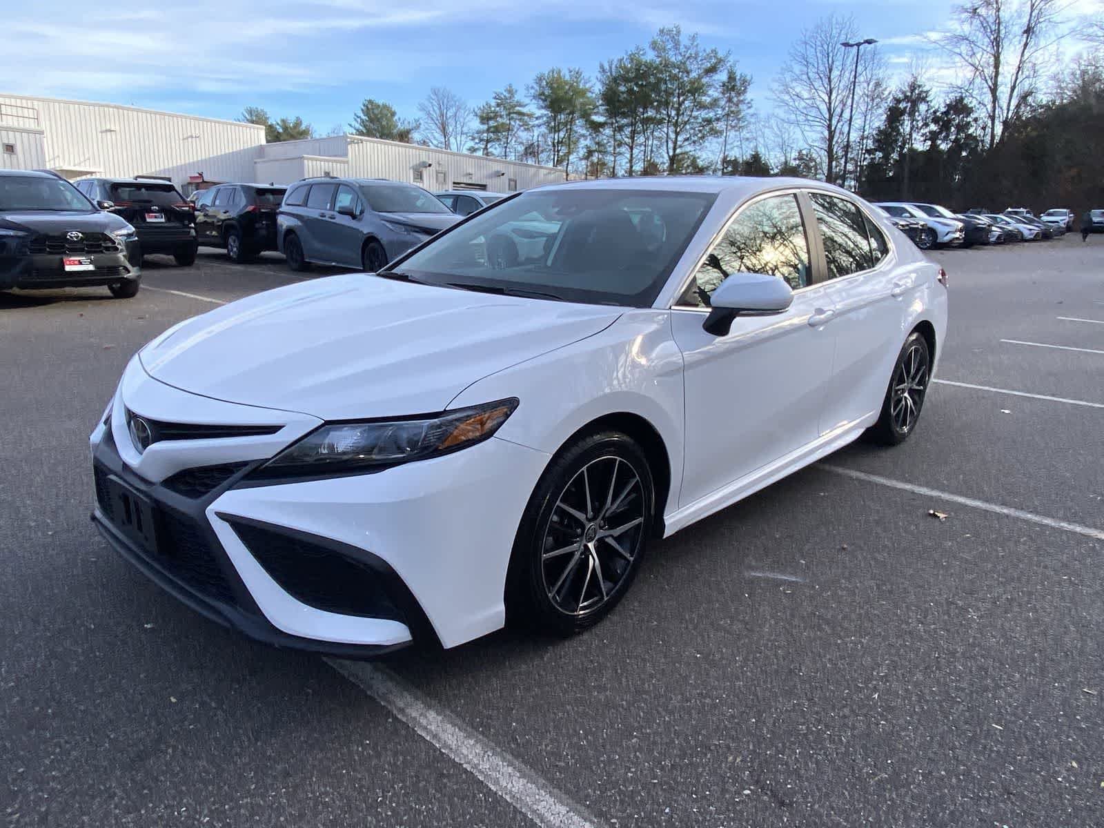 Thumbnail: 2023 Toyota Camry - 7