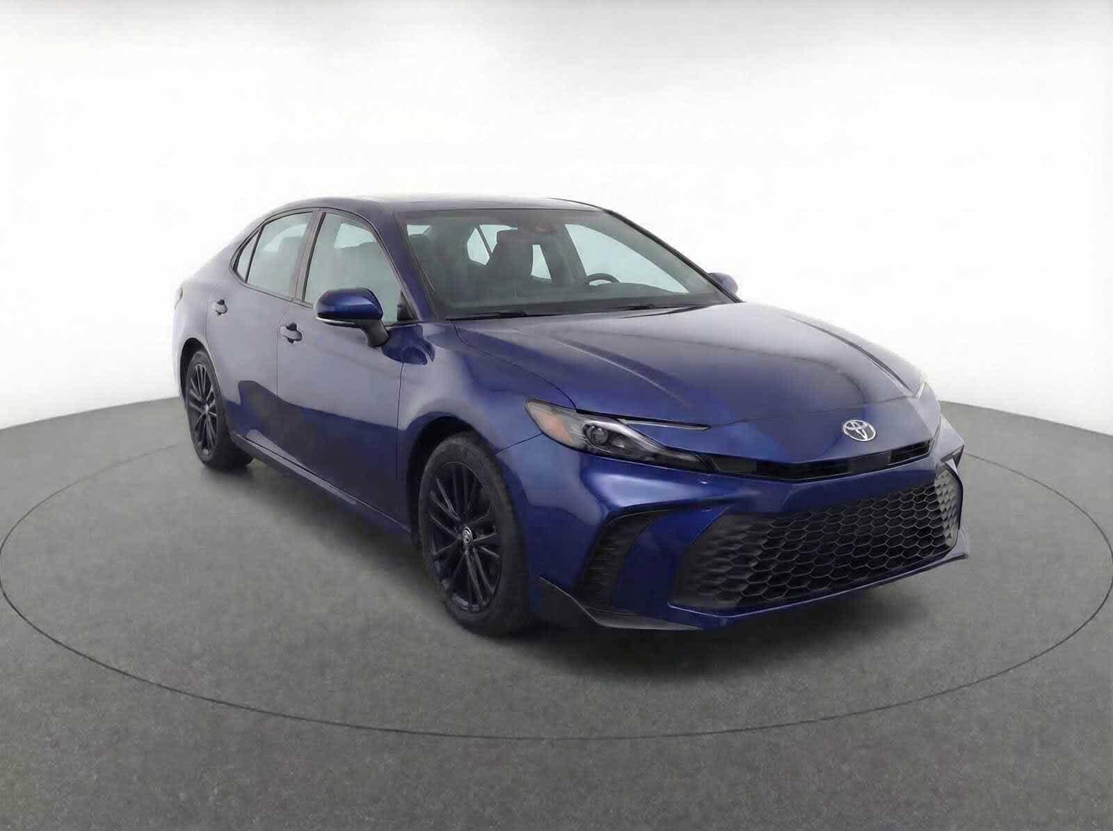 Thumbnail: 2025 Toyota Camry - 3