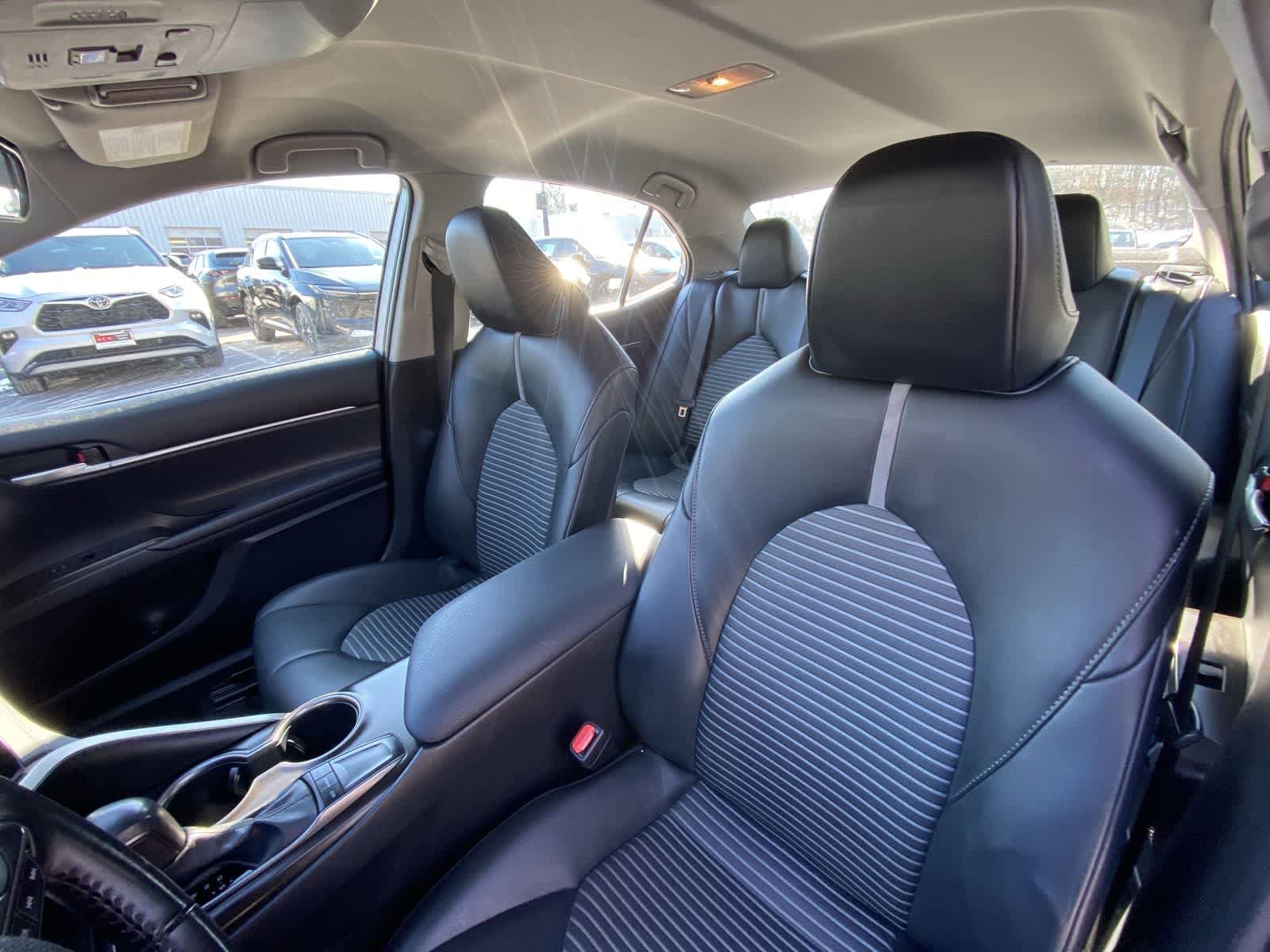 Thumbnail: 2023 Toyota Camry - 22