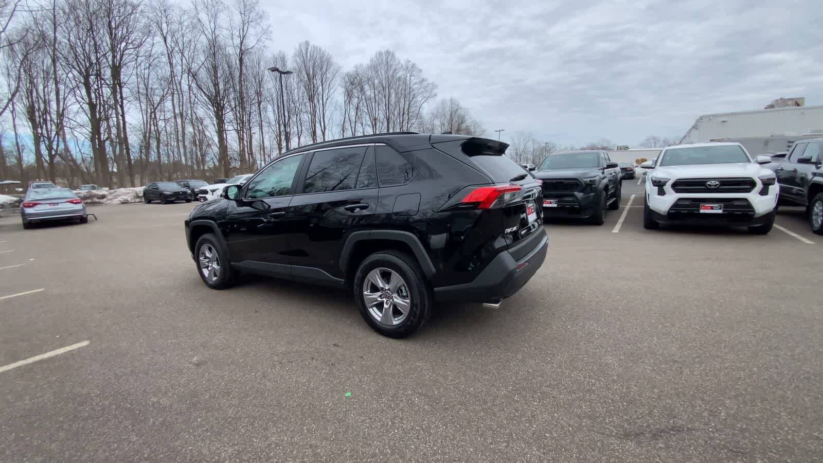 Thumbnail: 2025 Toyota RAV4 - 9