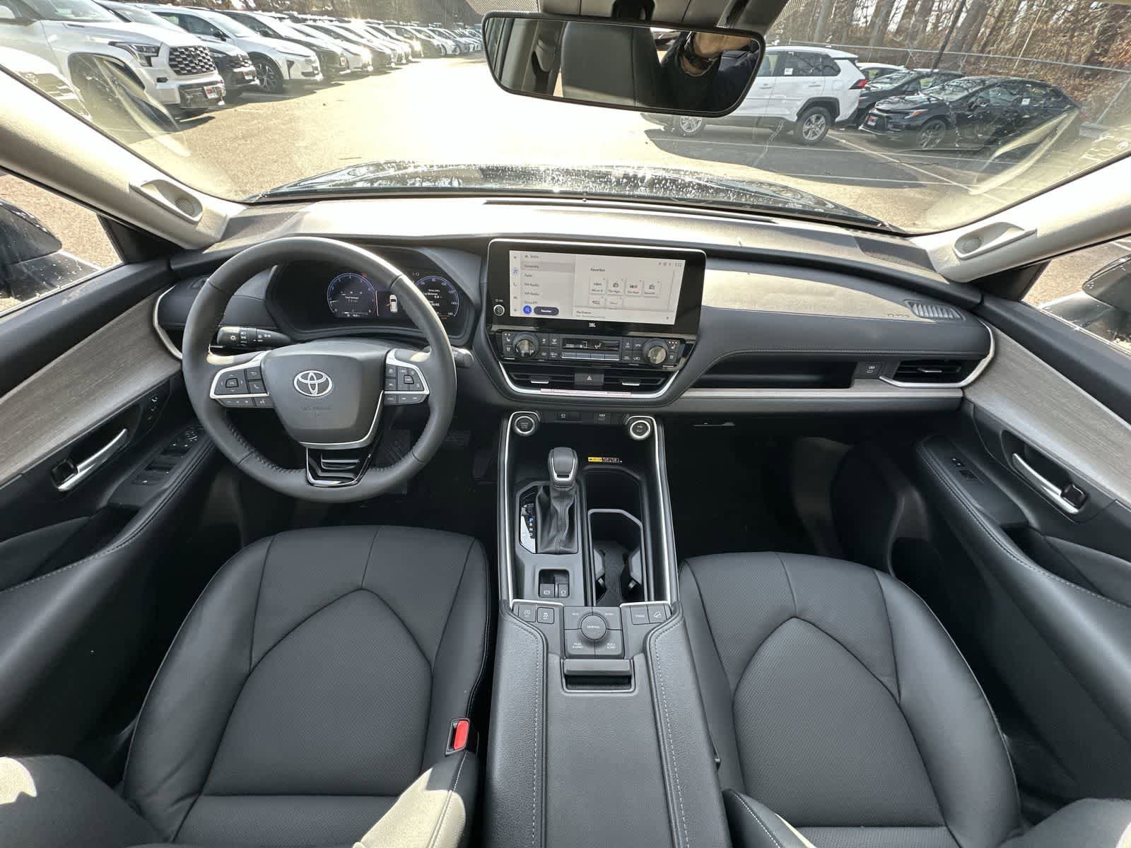 Thumbnail: 2026 Toyota Grand Highlander - 36