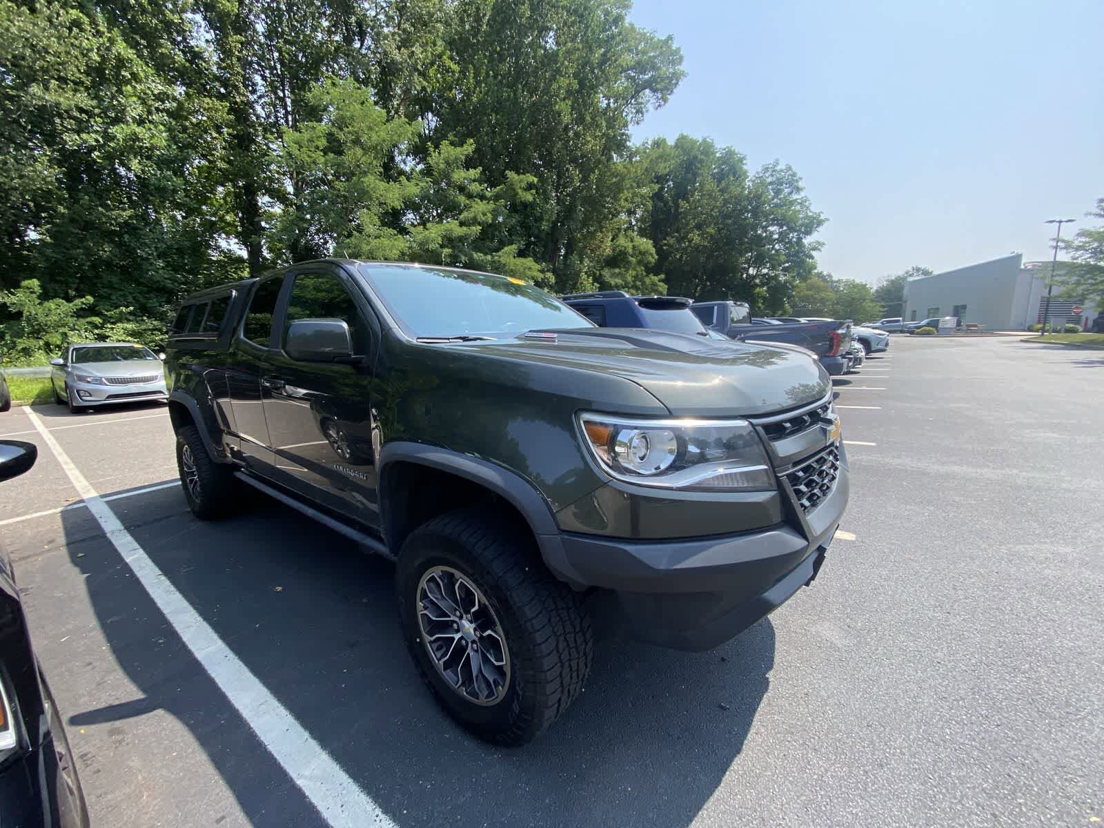 Thumbnail: 2018 Chevrolet Colorado - 3