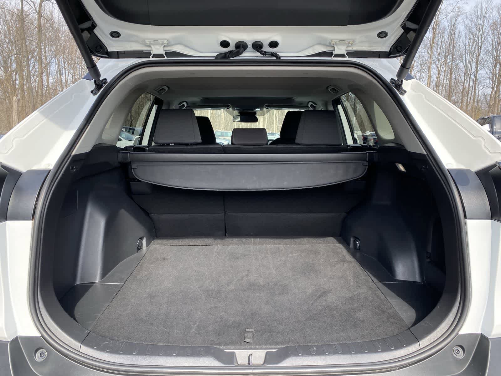 Thumbnail: 2025 Toyota RAV4 - 10