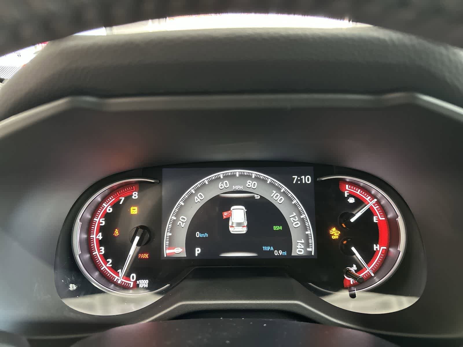 Thumbnail: 2025 Toyota RAV4 - 15