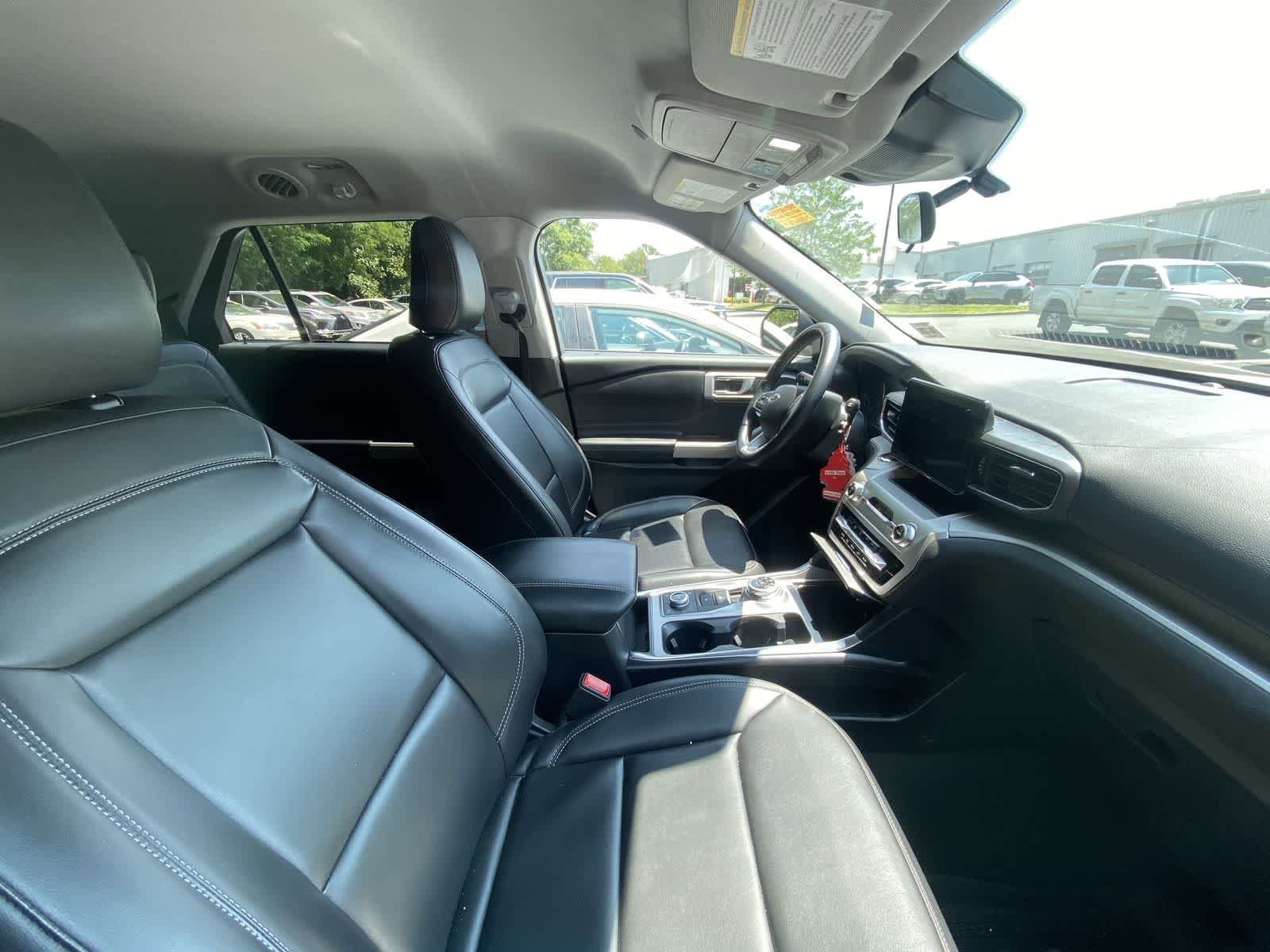 Thumbnail: 2021 Ford Explorer - 5