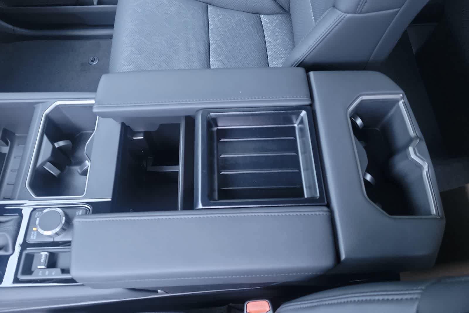2025 Toyota Tundra Limited 33