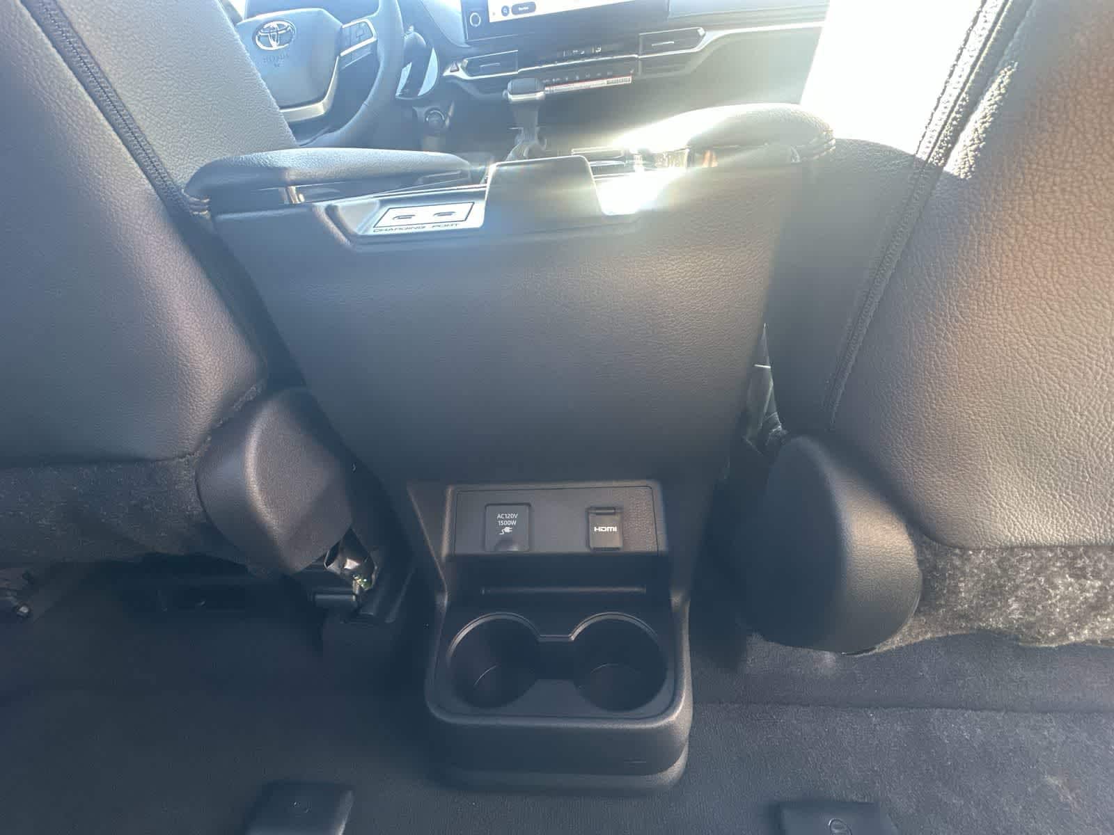 Thumbnail: 2026 Toyota Sienna - 41