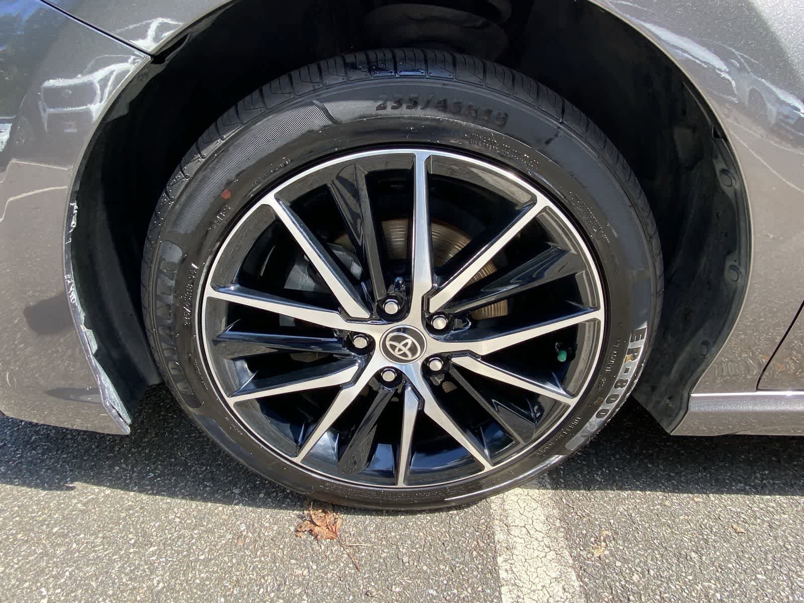 Thumbnail: 2023 Toyota Camry - 11