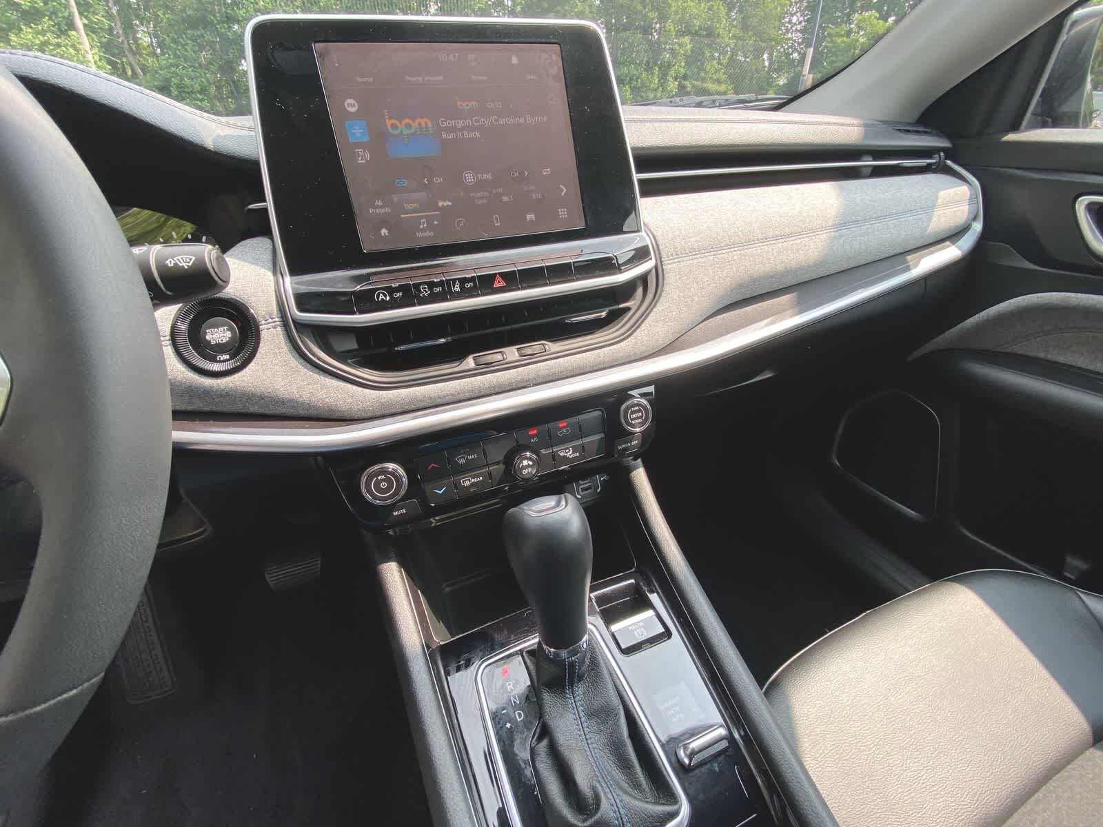 Thumbnail: 2022 Jeep Compass - 19