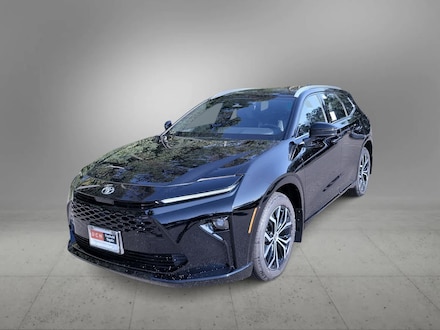 2025 Toyota Crown Signia XLE SUV