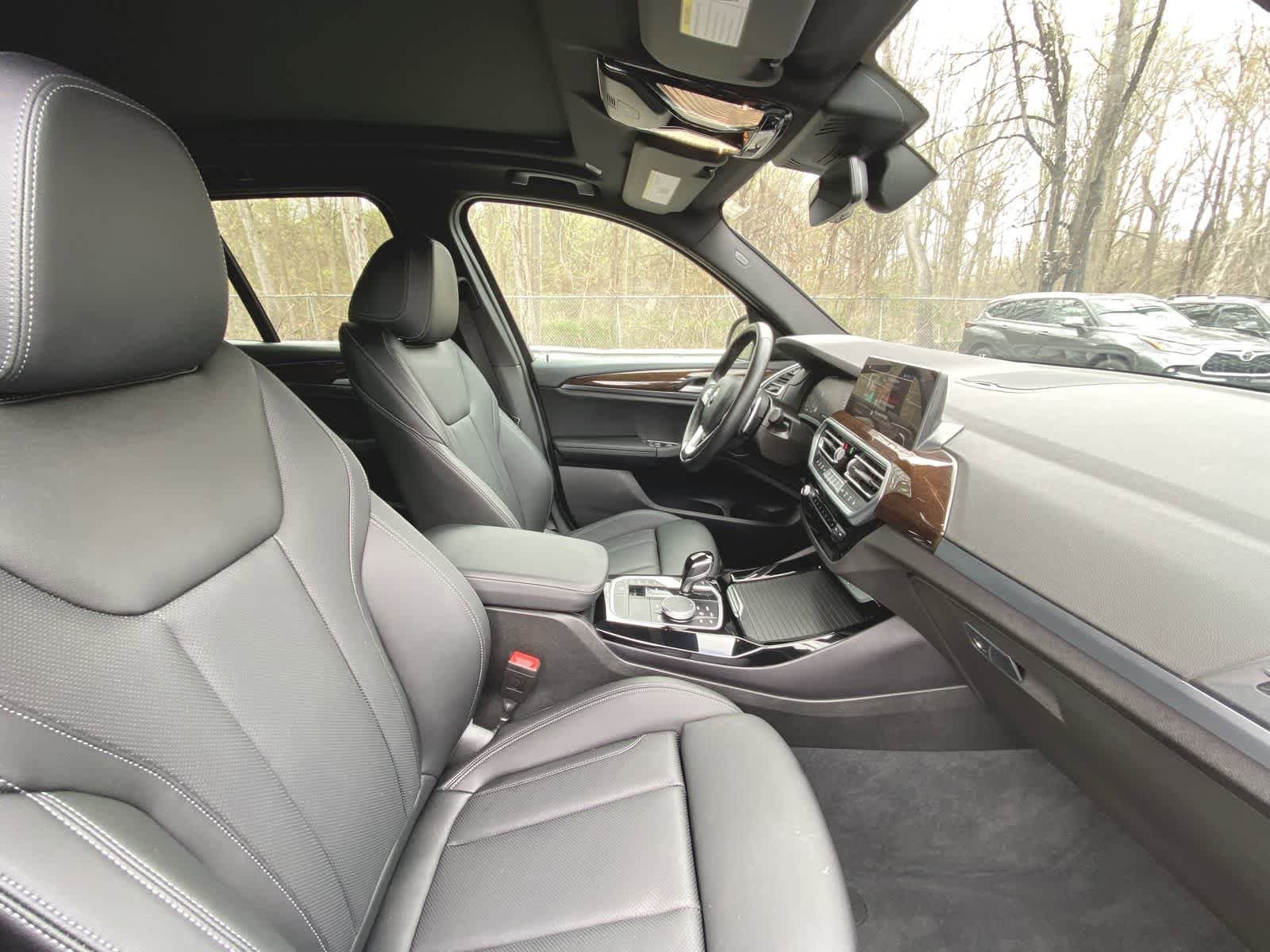 Thumbnail: 2024 BMW X3 - 21