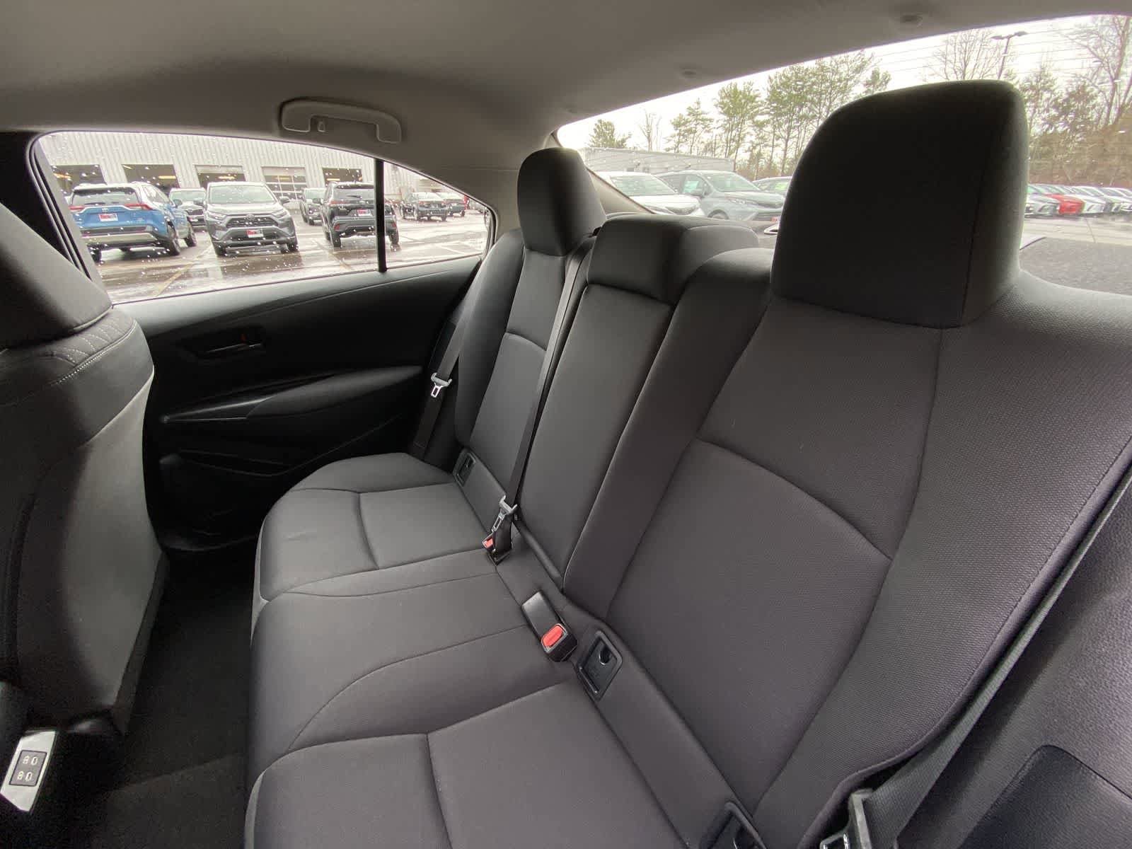 Thumbnail: 2025 Toyota Corolla - 25