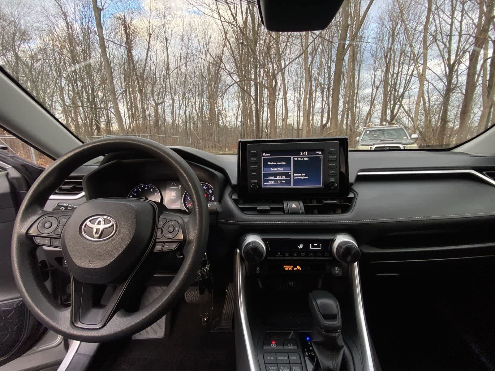 Thumbnail: 2019 Toyota RAV4 - 23