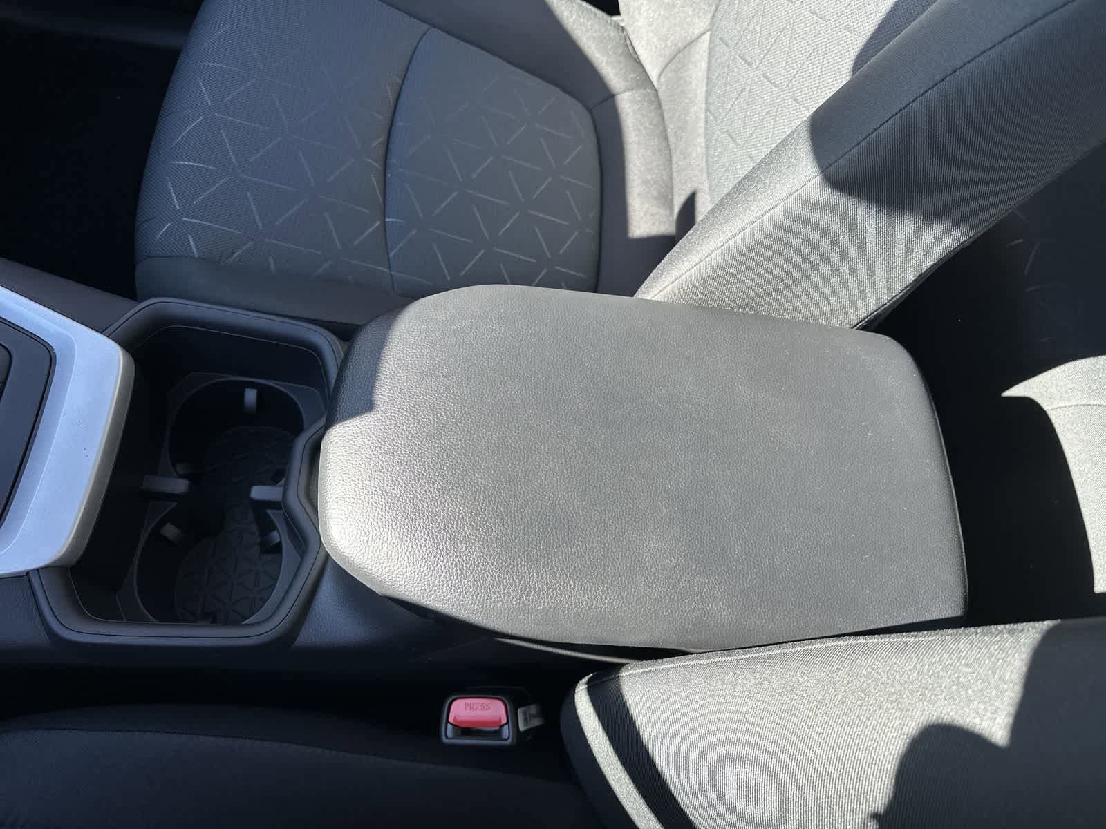 Thumbnail: 2025 Toyota RAV4 - 24