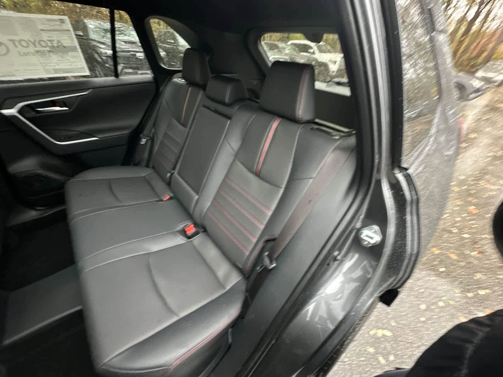 Thumbnail: 2025 Toyota RAV4 - 27